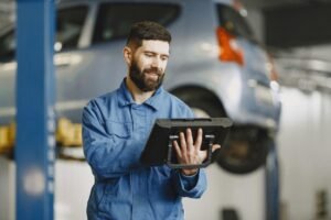 ما معنى كهرباء سيارات متنقلة؟